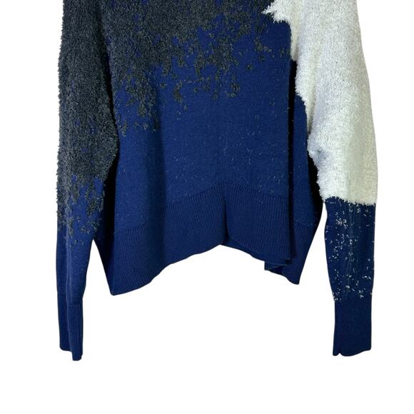 Lululemon Ombré Knit Textured Turtleneck Sweater Womens 12 White Blue Gray - Picture 6 of 8